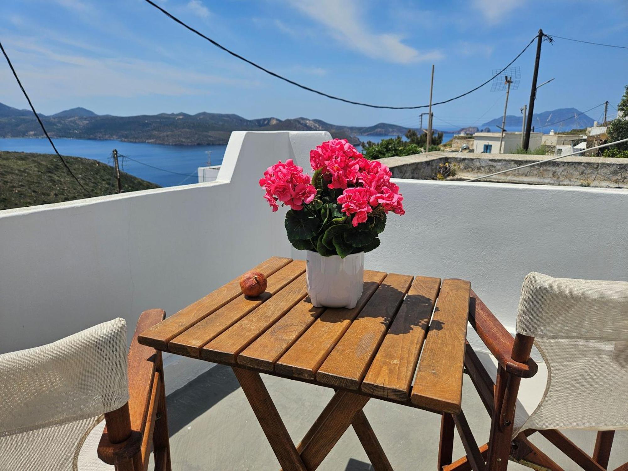 Trypiti Sea View Apartment Extérieur photo