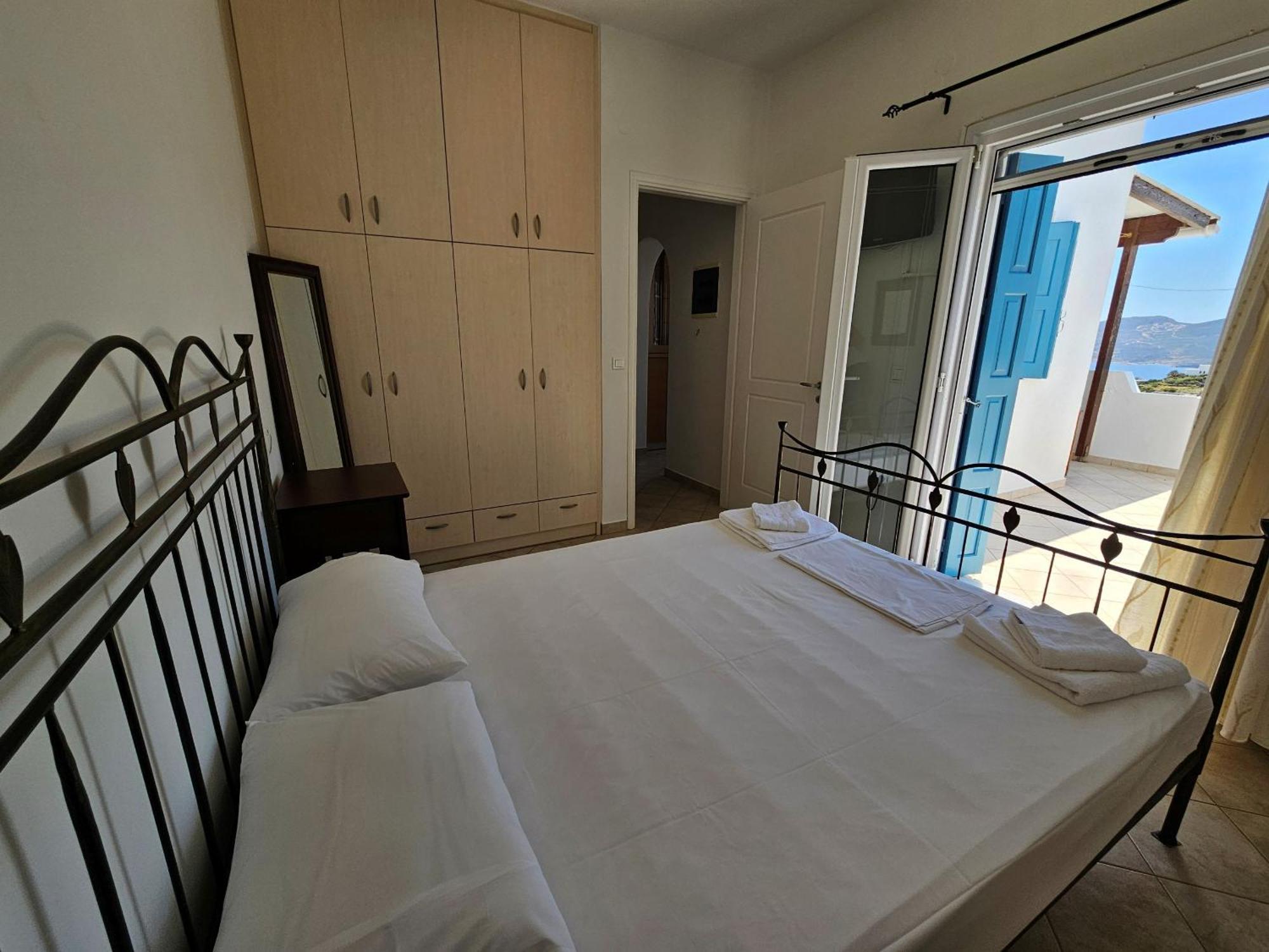 Trypiti Sea View Apartment Extérieur photo