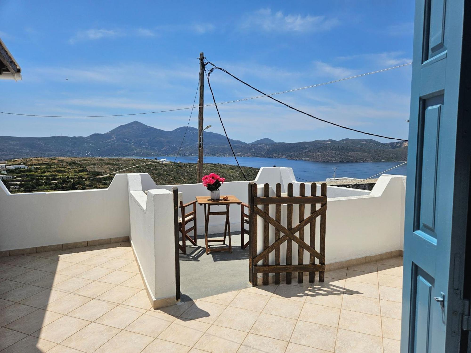 Trypiti Sea View Apartment Extérieur photo